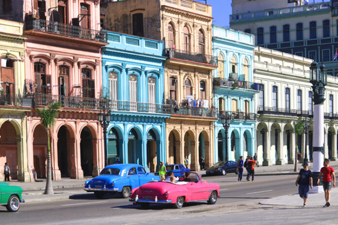 Balada a pied dans la Havane